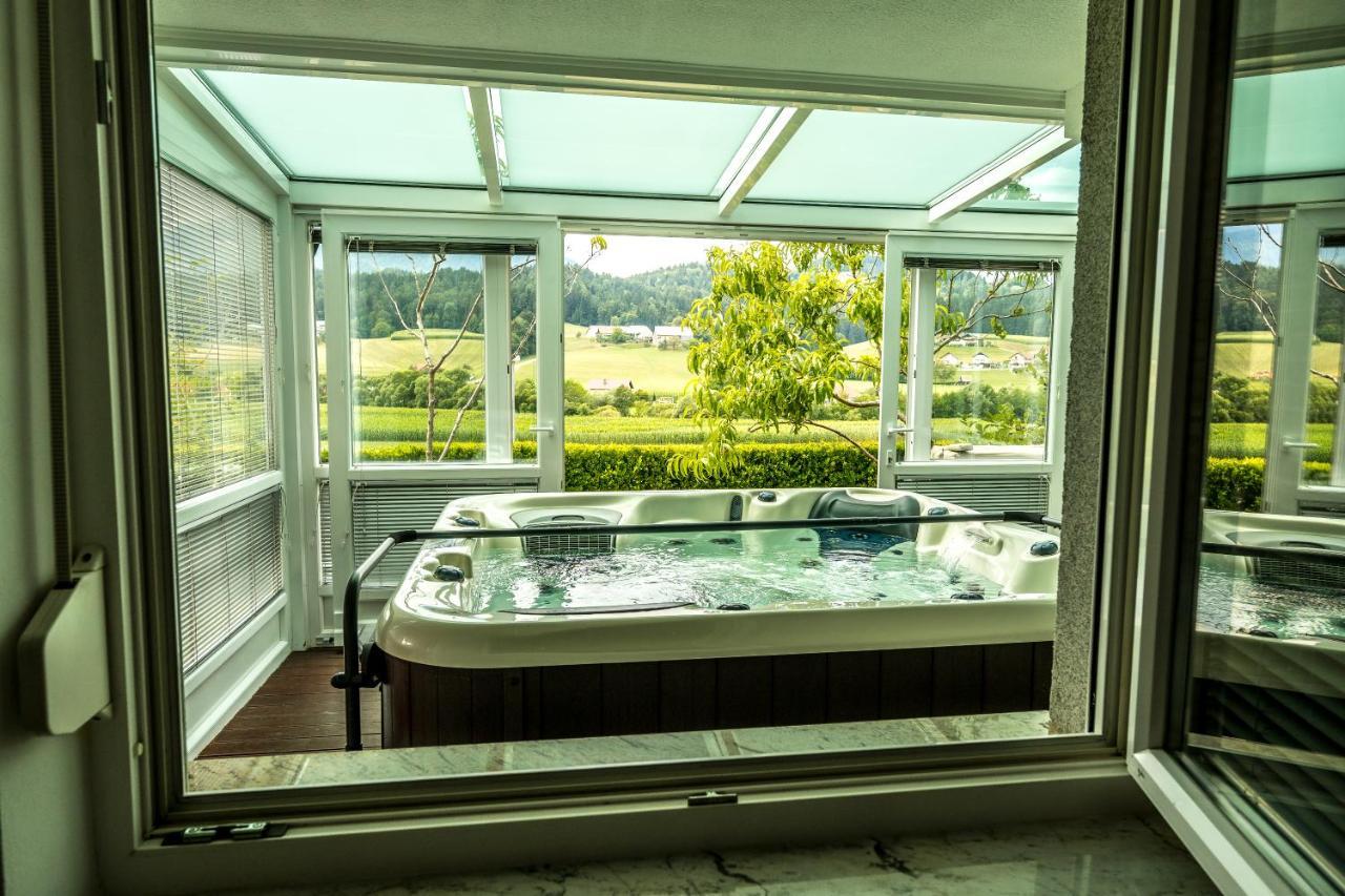 Appartamento Relax & Beautiful View Slovenj Gradec Esterno foto