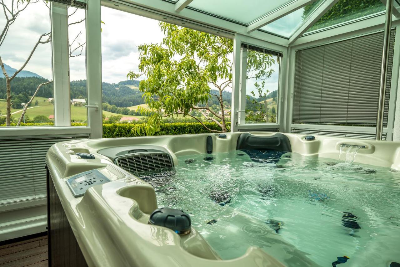 Appartamento Relax & Beautiful View Slovenj Gradec Esterno foto